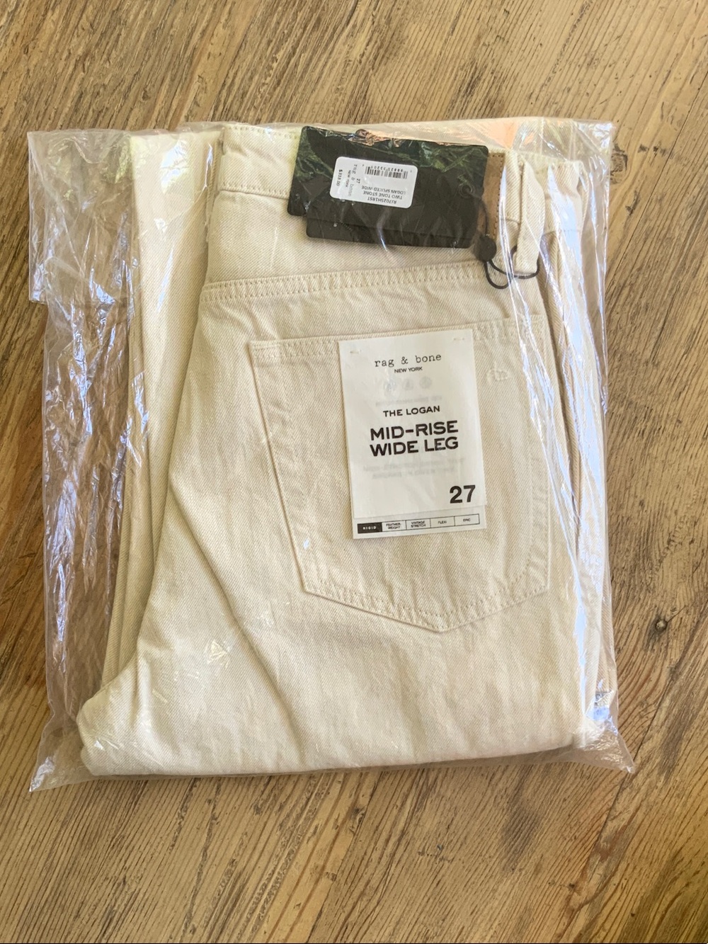 rag & bone Mid-Rise Wide Leg Jeans in Cream